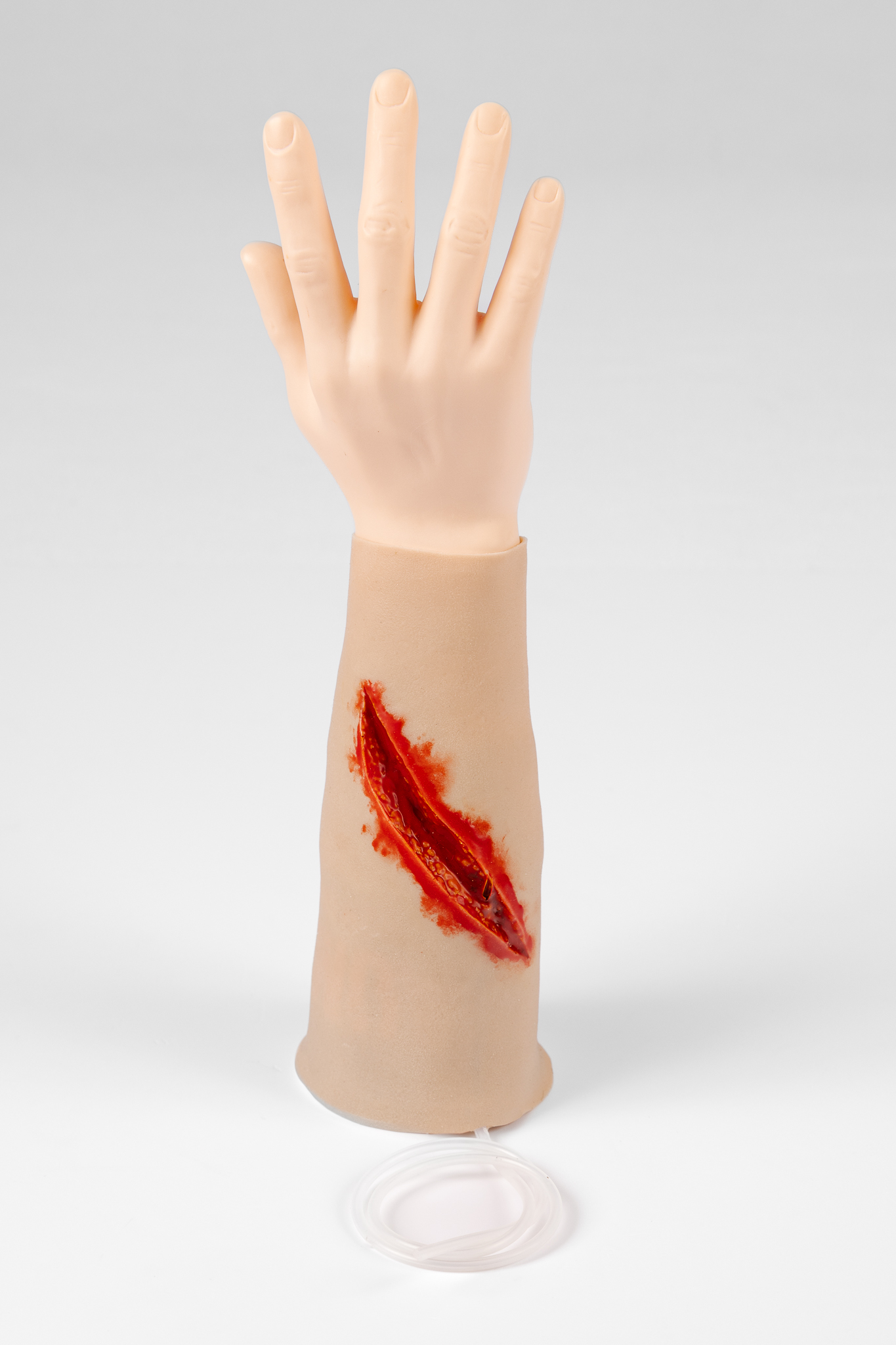 TraumaWear - Sharp Laceration Forearm with Bleeding Capacity - Image 2