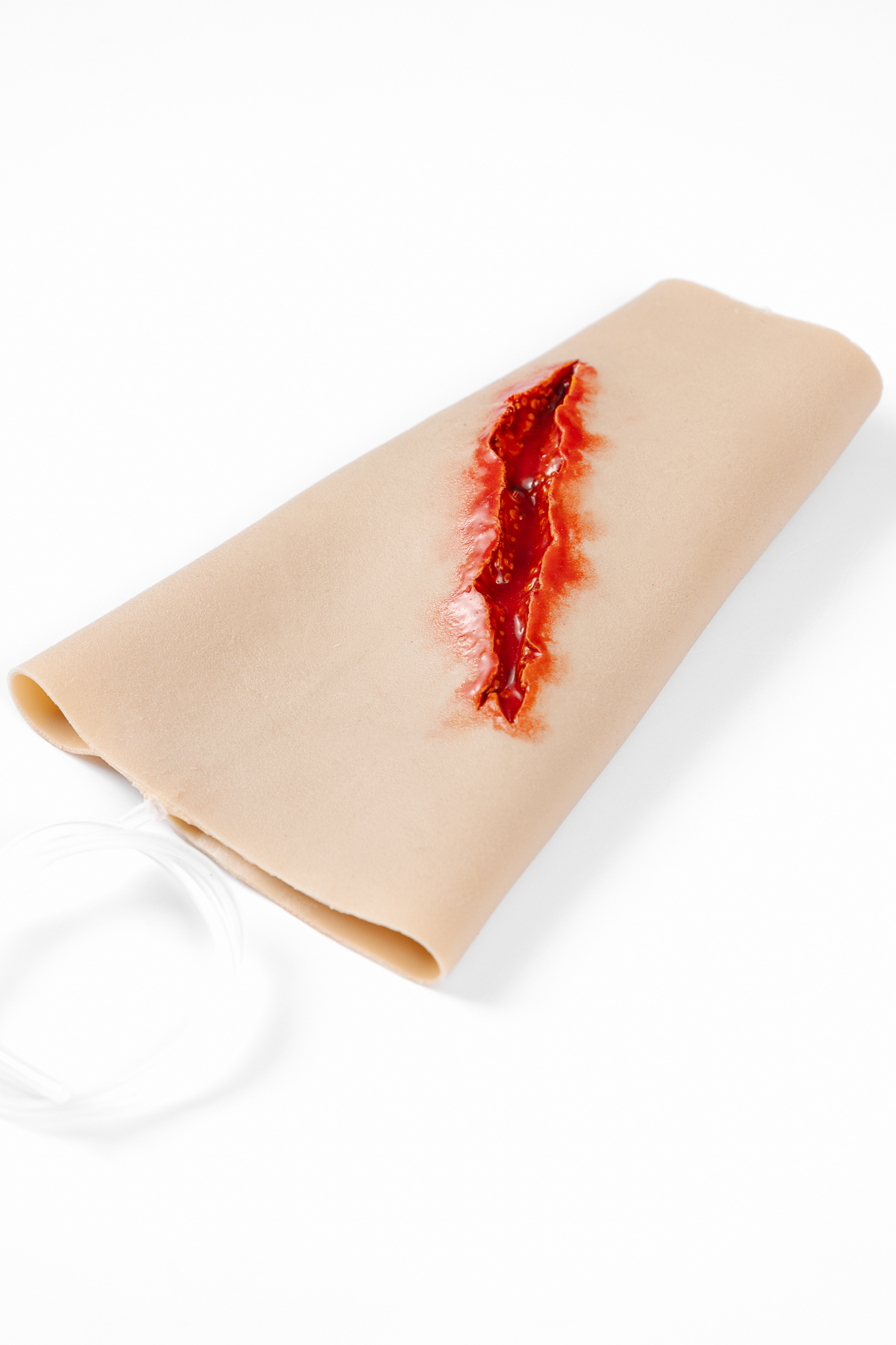 TraumaWear - Jagged Laceration Forearm with Bleeding Capacity