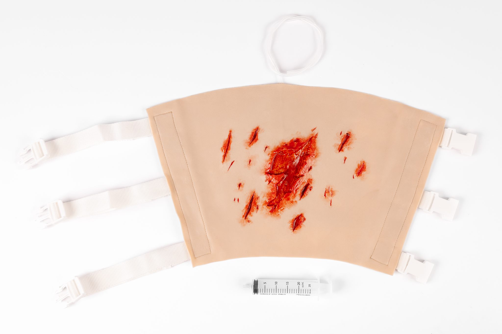 TraumaWear - Severe Lacerations Upper Leg with Bleeding Capacity - Image 2